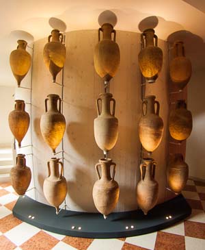 Amphorae at Museo Archeologico Nazionale di Adria