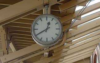 Clock in Amerikabahnhof Cuxhaven