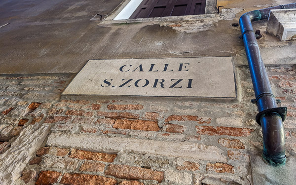 Calle S. Zorzi street sign, Venice, Italy.