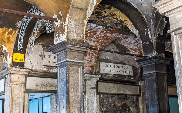 Sotoportego de l'Arco Celeste in Venice's Piazza San Marco.