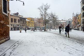 Campo Santa Margherita with snow